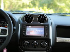 2014款 2.4L 自动 四驱豪华导航版 5座