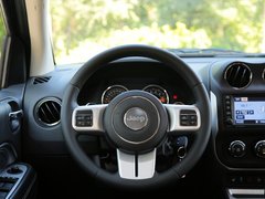 2014款 2.4L 自动 四驱豪华导航版 5座