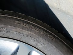 2014款 2.4L 自动 四驱豪华导航版 5座