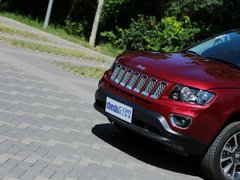 2014款 2.4L 自动 四驱豪华导航版 5座