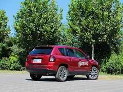 2014款 2.4L 自动 四驱豪华导航版 5座