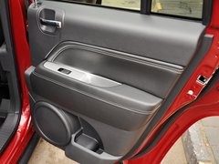 2014款 2.4L 自动 四驱豪华版 5座