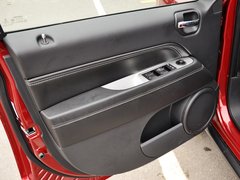 2014款 2.4L 自动 四驱豪华版 5座