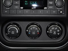 2014款 2.4L 自动 四驱豪华版 5座