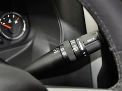 2014款 2.4L 自动 四驱豪华版 5座