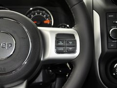 2014款 2.4L 自动 四驱豪华版 5座