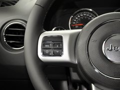 2014款 2.4L 自动 四驱豪华版 5座