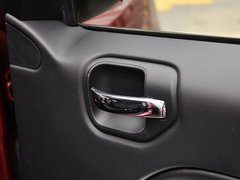 2014款 2.4L 自动 四驱豪华版 5座