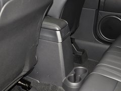 2014款 2.4L 自动 四驱豪华版 5座