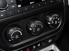 2014款 2.4L 自动 四驱豪华版 5座