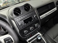 2014款 2.4L 自动 四驱豪华版 5座