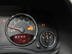 2014款 2.4L 自动 四驱豪华版 5座