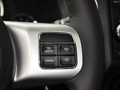 2014款 2.4L 自动 四驱豪华版 5座