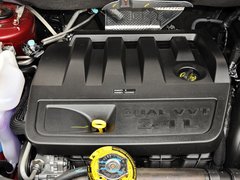 指南者(进口) 2014款 2.4L 自动 四驱豪华版 5座