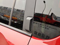 指南者(进口) 2014款 2.4L 自动 四驱豪华版 5座