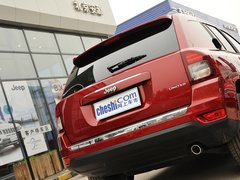 2014款 2.4L 自动 四驱豪华版 5座