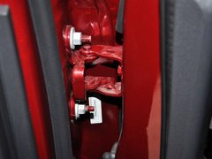 2014款 2.4L 自动 四驱蛇行珍藏版 5座