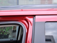 2014款 2.4L 自动 四驱蛇行珍藏版 5座