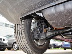 2014款 2.4L 自动 四驱蛇行珍藏版 5座
