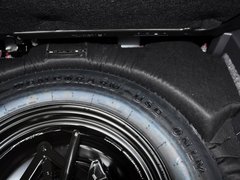2014款 2.4L 自动 四驱蛇行珍藏版 5座