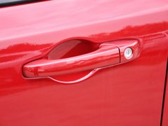 2014款 2.4L 自动 四驱蛇行珍藏版 5座