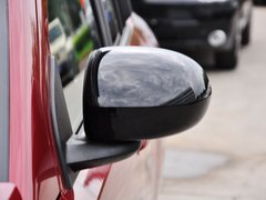 2014款 2.4L 自动 四驱蛇行珍藏版 5座