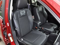 2014款 2.4L 自动 四驱蛇行珍藏版 5座
