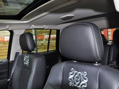 2014款 2.4L 自动 四驱蛇行珍藏版 5座