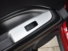 2014款 2.4L 自动 四驱蛇行珍藏版 5座