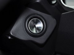 2014款 2.4L 自动 四驱蛇行珍藏版 5座