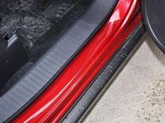 2014款 2.4L 自动 四驱蛇行珍藏版 5座