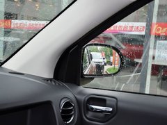 2014款 2.4L 自动 四驱蛇行珍藏版 5座