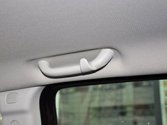 2014款 2.4L 自动 四驱蛇行珍藏版 5座