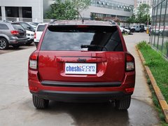2014款 2.4L 自动 四驱蛇行珍藏版 5座