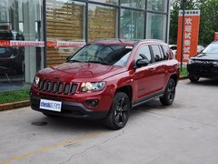 2014款 2.4L 自动 四驱蛇行珍藏版 5座
