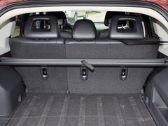 2014款 2.4L 自动 四驱蛇行珍藏版 5座
