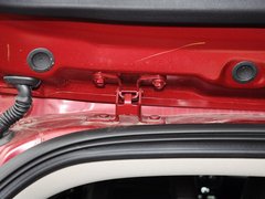 2014款 2.4L 自动 四驱蛇行珍藏版 5座