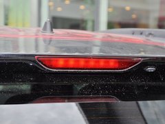 2014款 2.4L 自动 四驱蛇行珍藏版 5座