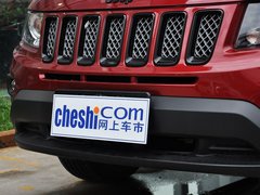 2014款 2.4L 自动 四驱蛇行珍藏版 5座