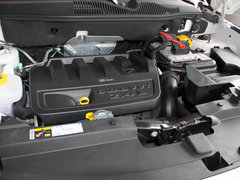 2014款 2.4L 自动 四驱蛇行珍藏版 5座