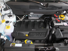 2014款 2.4L 自动 四驱蛇行珍藏版 5座