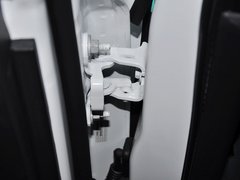 2014款 2.4L 自动 四驱蛇行珍藏版 5座
