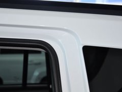 2014款 2.4L 自动 四驱蛇行珍藏版 5座