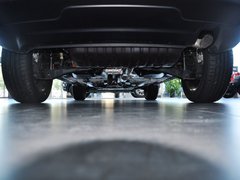 2014款 2.4L 自动 四驱蛇行珍藏版 5座