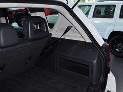 2014款 2.4L 自动 四驱蛇行珍藏版 5座