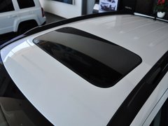 2014款 2.4L 自动 四驱蛇行珍藏版 5座