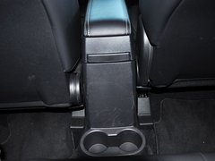 2014款 2.4L 自动 四驱蛇行珍藏版 5座