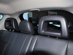 2014款 2.4L 自动 四驱蛇行珍藏版 5座