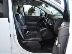 2014款 2.4L 自动 四驱蛇行珍藏版 5座