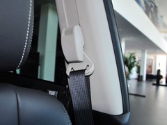 2014款 2.4L 自动 四驱蛇行珍藏版 5座